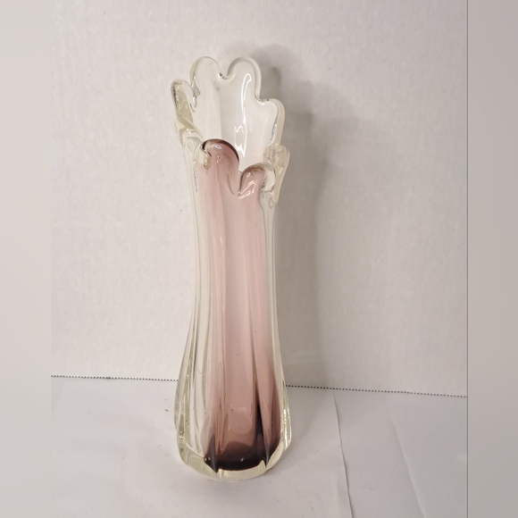Vintage Mid Century Fingered Stretch Vase Ribbed Swung Mauve And White. - Picture 7 of 7